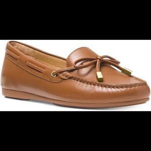 🖤NWOT MICHAEL KORS LOAFERS🖤
